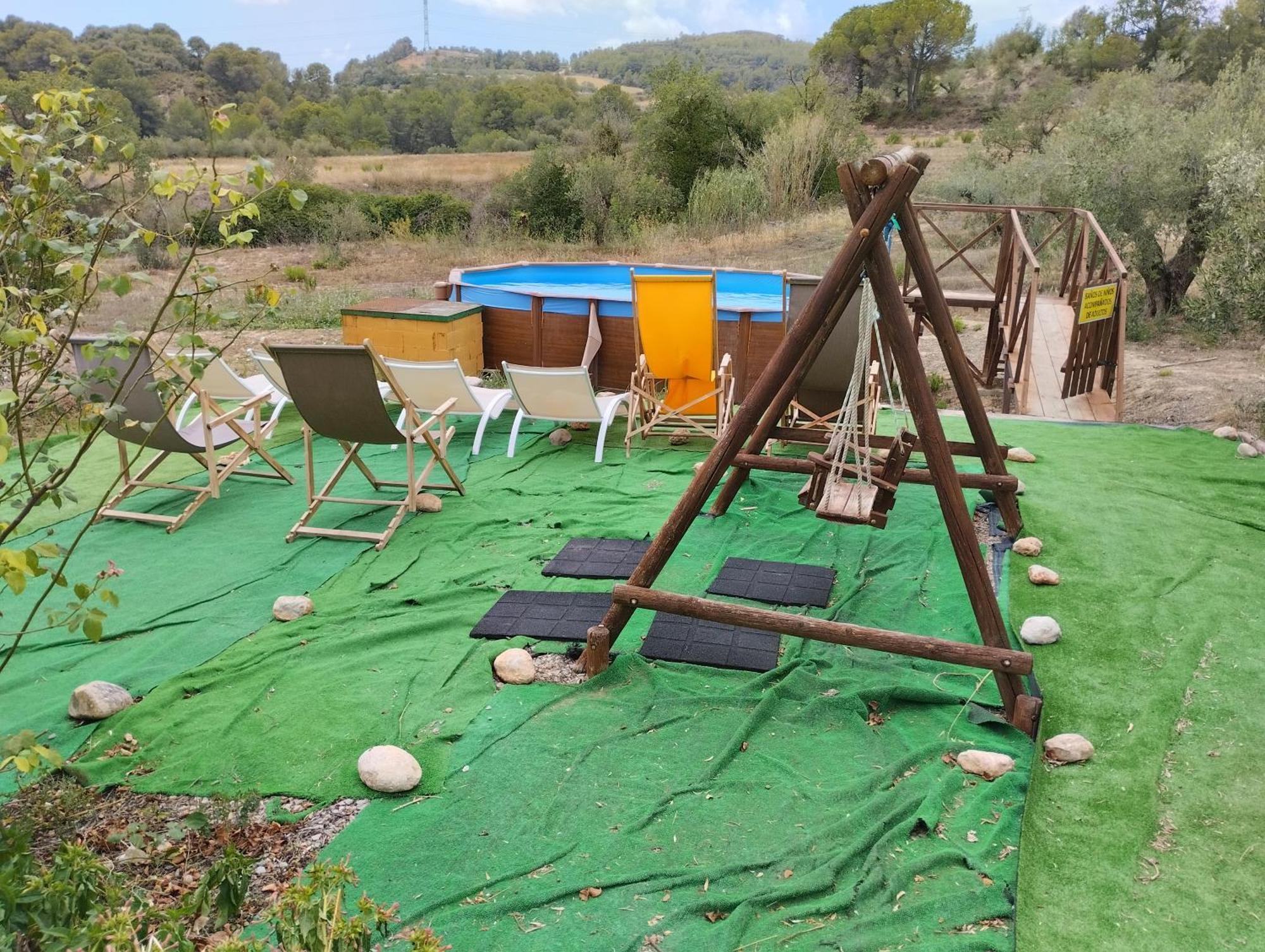 San Quintín de Mediona La Nursery De Mas Guillo מראה חיצוני תמונה